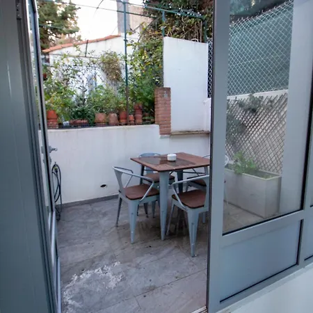 Апартаменты Stylish & Spacious 2-bed Duplex In